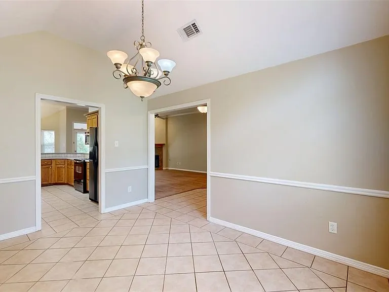 2350 Kendal Green Cir — Photo 13