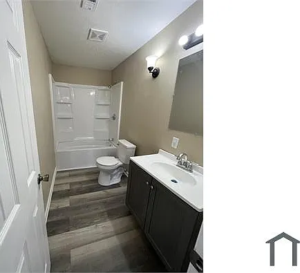 4 bed, $1,650 — Photo 3