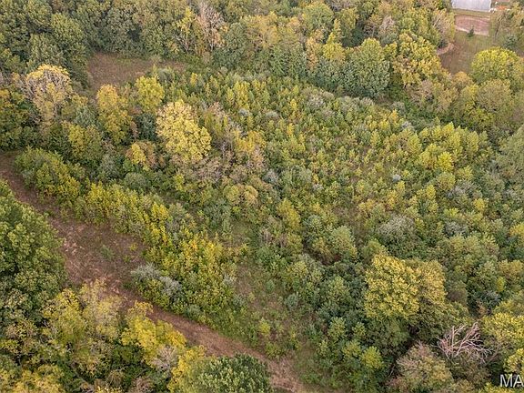 3rd image of 941 Page Branch Rd