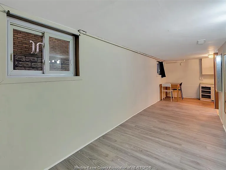 739 Josephine Ave #BASEMENT — Photo 3