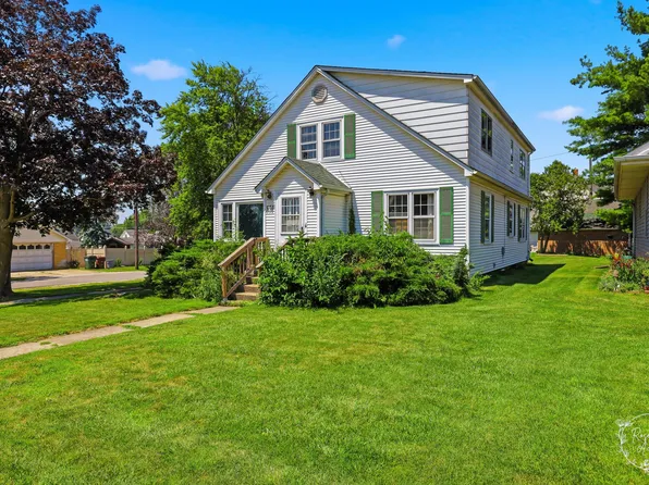 531 Penfield St, Beecher, IL 60401