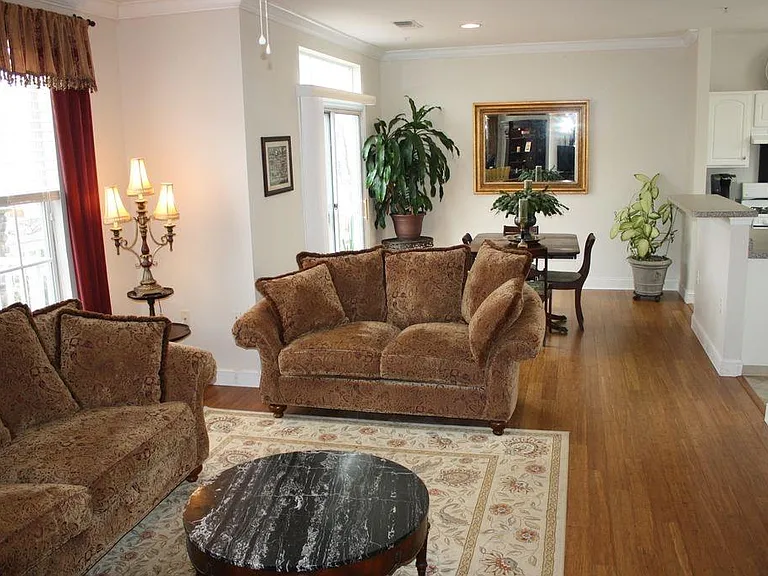 21787 Flanders Ct — Photo 3