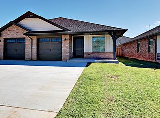 427 Summit Ridge Dr, Oklahoma City, OK 73114