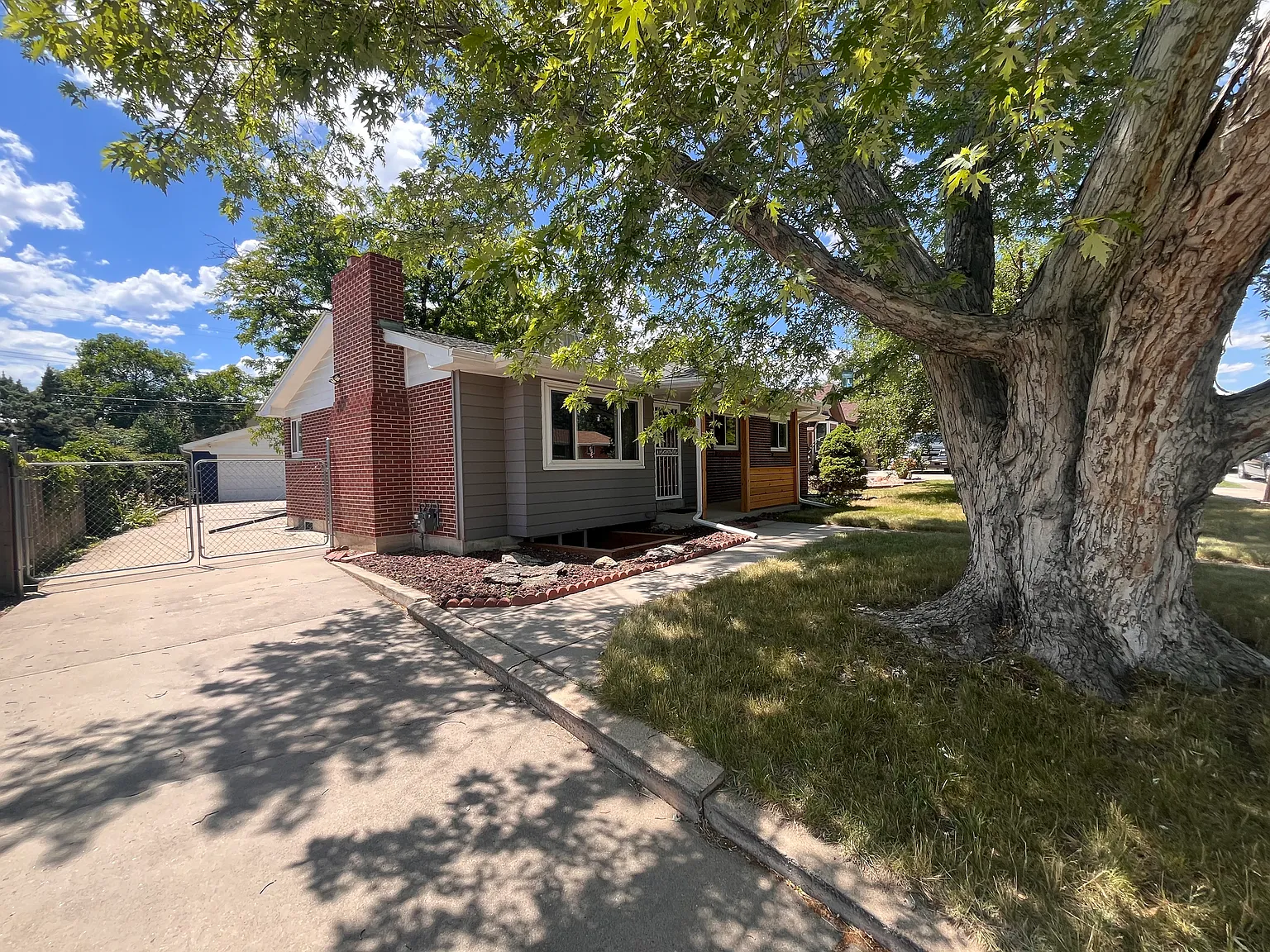 6543 Upham St — Photo 1