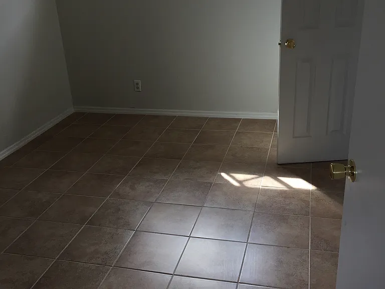 4021 Polk Ave #2 — Photo 3
