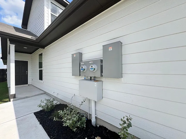 327 Cross Barn Blvd #B — Photo 26