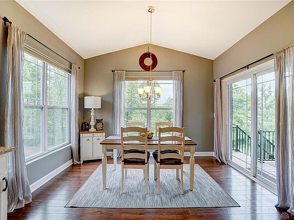 5th image of 4942 Whispering Creek Ct