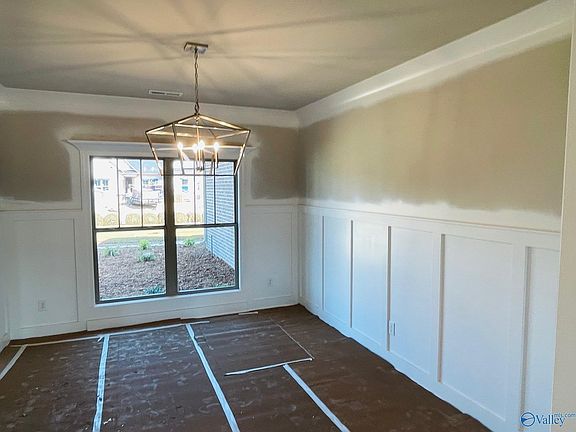 4th image of 226 Midland Dr
