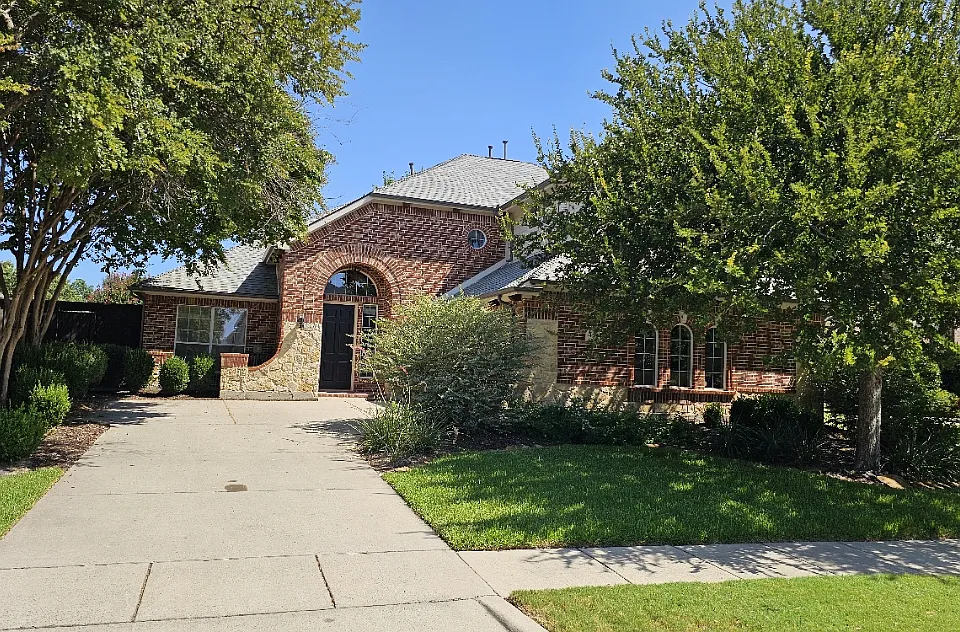 421 Long Cove Ct