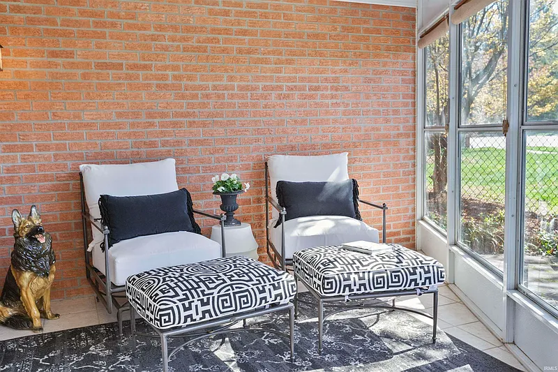 Thumbnail 17