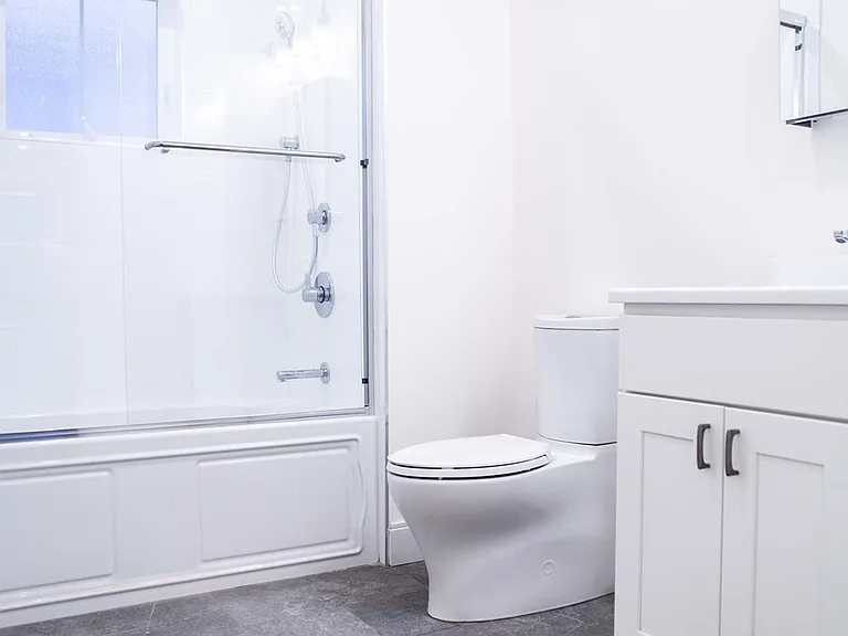 51 Quint Ave #3 — Photo 17