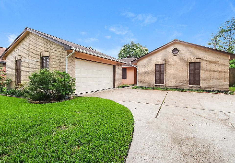 1st image of 10930 Rosewood Ct