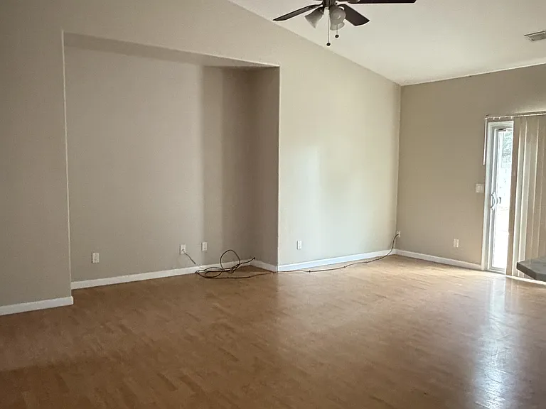 5270 W Norwich Ave — Photo 2
