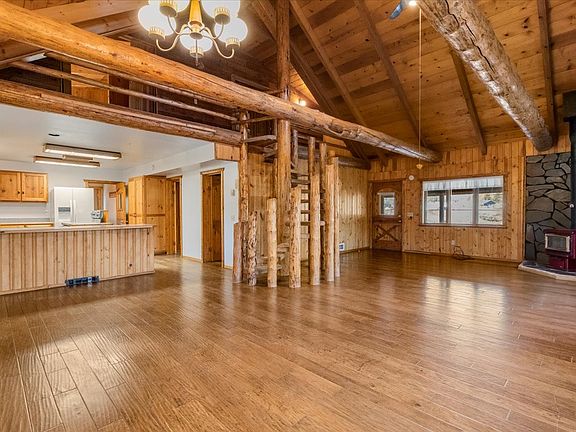 5th image of 169 Meadow Creek Rd