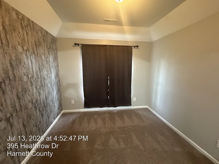 395 Heathrow Dr — Photo 27