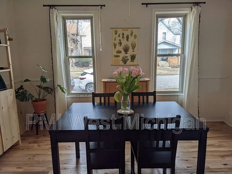 103 Fitzhugh Ave SE #1 — Photo 7