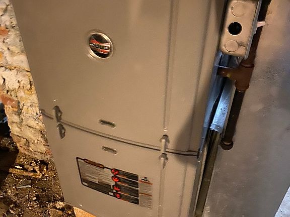 5th image of 4806 S Wolcott Ave