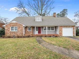 2209 Villa Dr, Greensboro, NC 27403