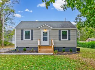 303 Park Ln, Clarksville, TN 37042