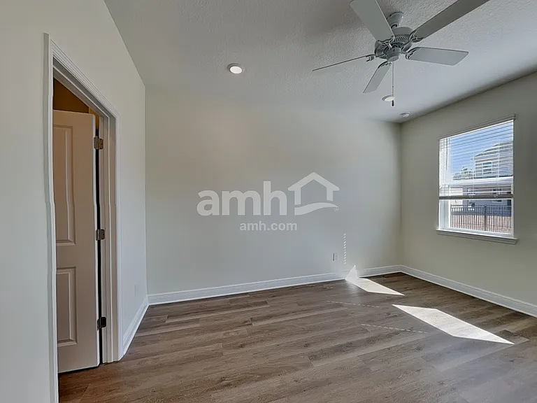 1533 Blue Nile Point — Photo 10