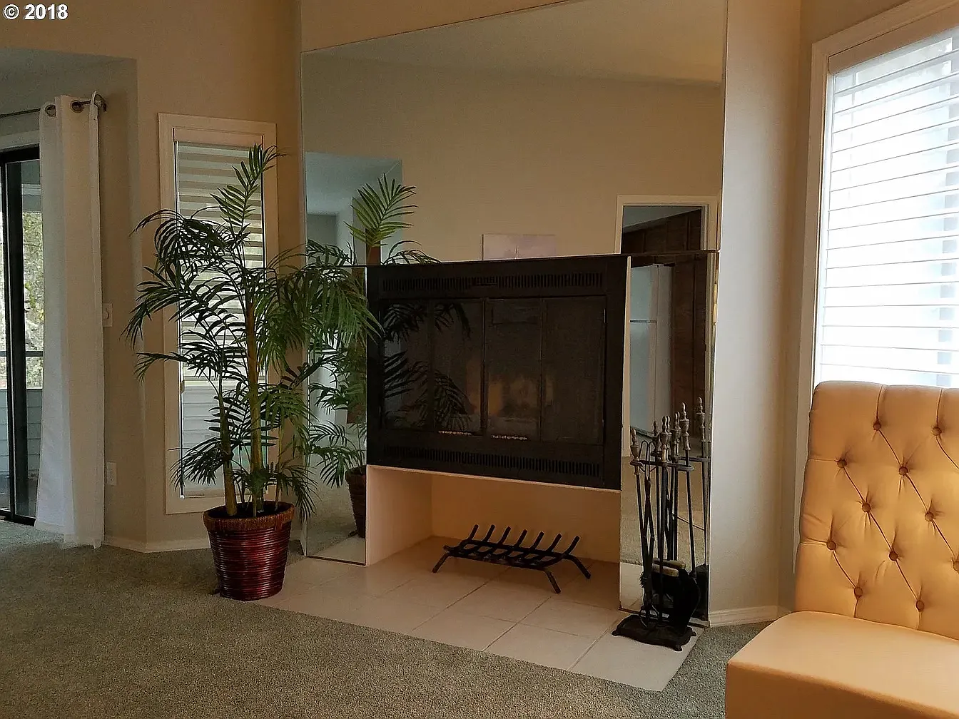 2 bed, 1117 sqft, $2,390 — Photo 4
