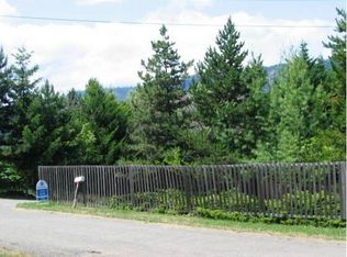 975 Arburnia St, Myrtle Creek, OR 97457
