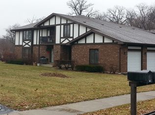 413 Manor Ct UNIT D, New Lenox, IL 60451