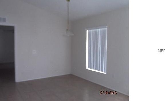 5th image of 1726 James Pointe Dr