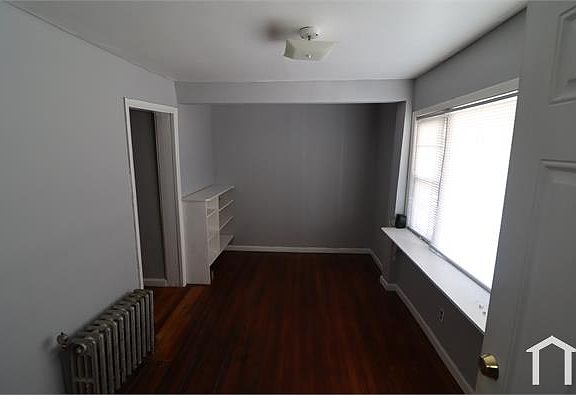 4th image of 224 S 11th Ave Floor 1