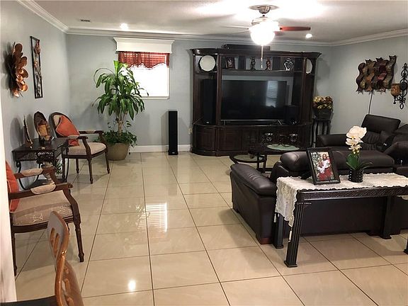 2nd image of 567 E Marlin Ct