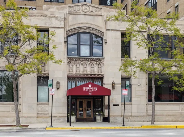 728 W Jackson Blvd APT 302, Chicago, IL 60661