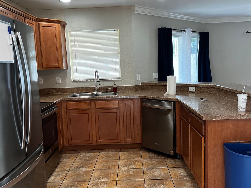 1st image of 222 Carpenters Way