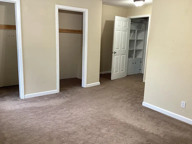 907 Bell Ave — Photo 10