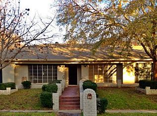 1501 Woodvine Dr, Euless, TX 76040