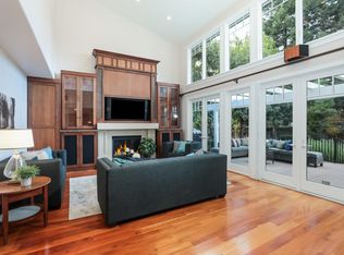 16453 Hilow Rd, Los Gatos, CA 95032