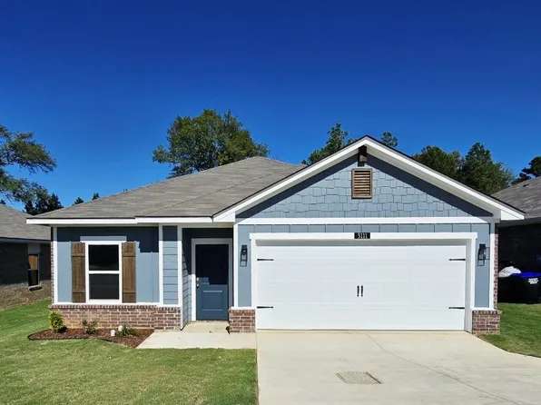 3111 Mesa Dr, Longview, TX 75601