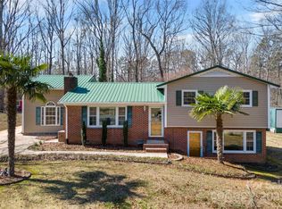 121 Alexis Forest Dr, Stanley, NC 28164