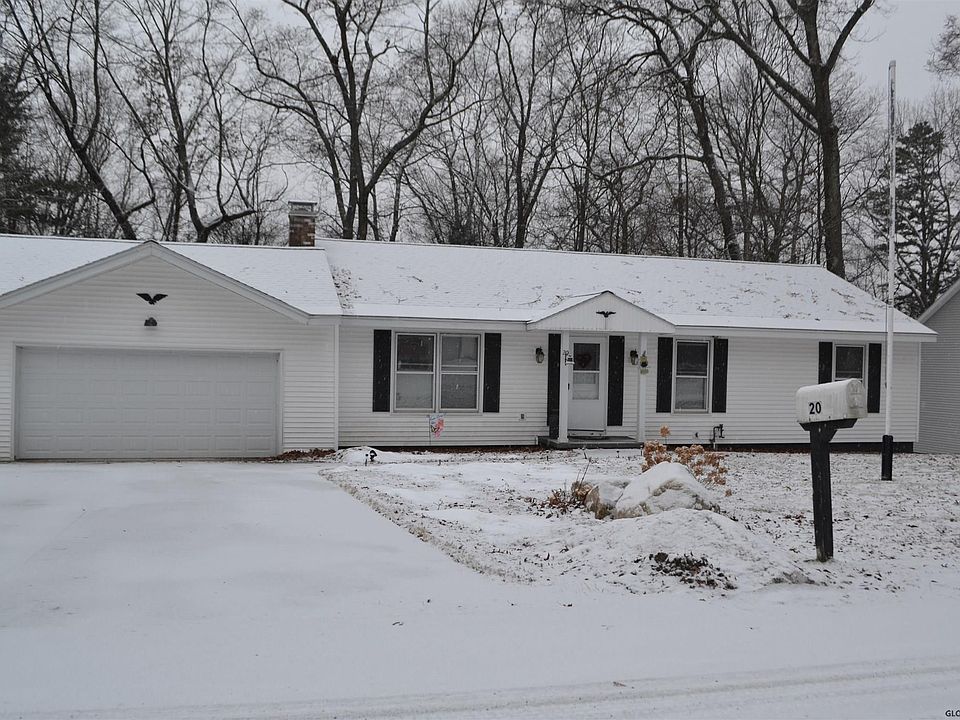 1st image of 20 Twicwood Ln