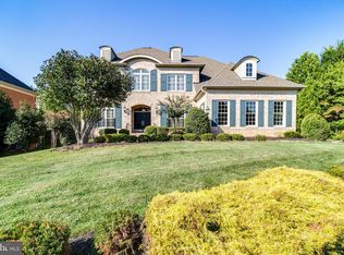 9641 Maymont Dr, Vienna, VA 22182