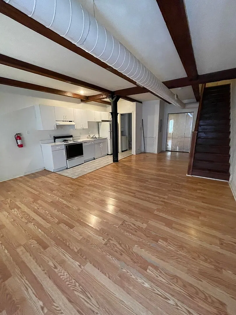 Cigar Factory Apartments — Photo 4