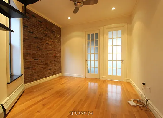 Rented by Town Residential | media 35