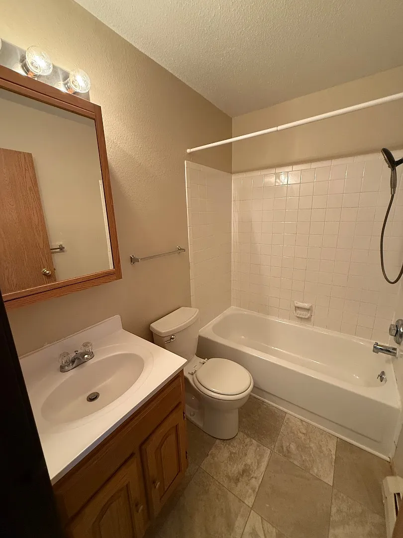 2107 7th Ave — Photo 3