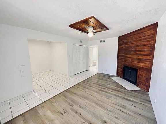 3rd image of 1203 Redwood Dr #A