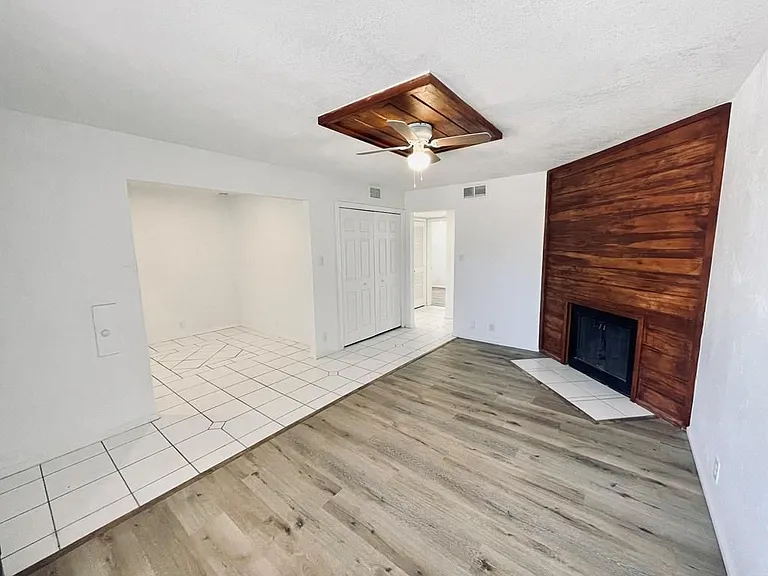 1203 Redwood Dr #A — Photo 3