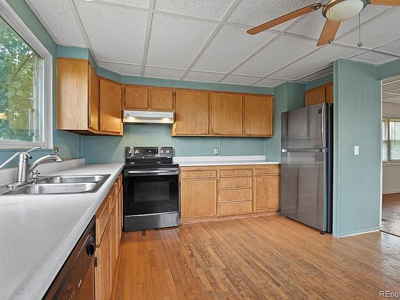 5th image of 709 Valdai Ave