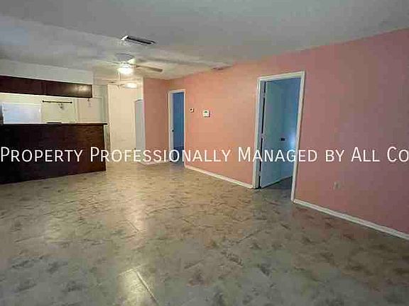 5th image of 2567 Chestnut Woods Dr