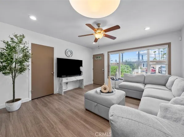 1411 Broadway Pl, Escondido, CA 92025