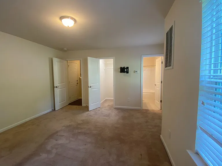 8517 Sharonbrook Dr — Photo 10