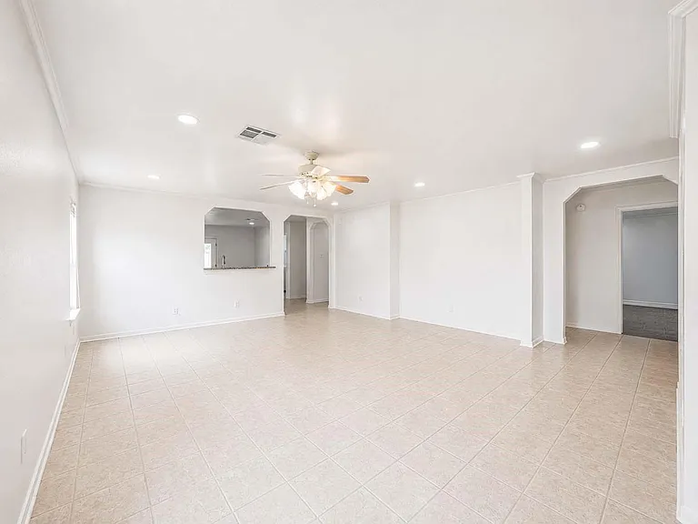 3209 Wheatmeadow Ct — Photo 14