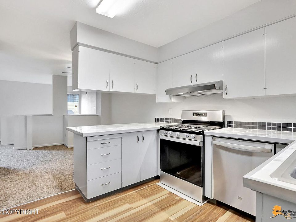 1st image of 6500 E 10th Ave #1